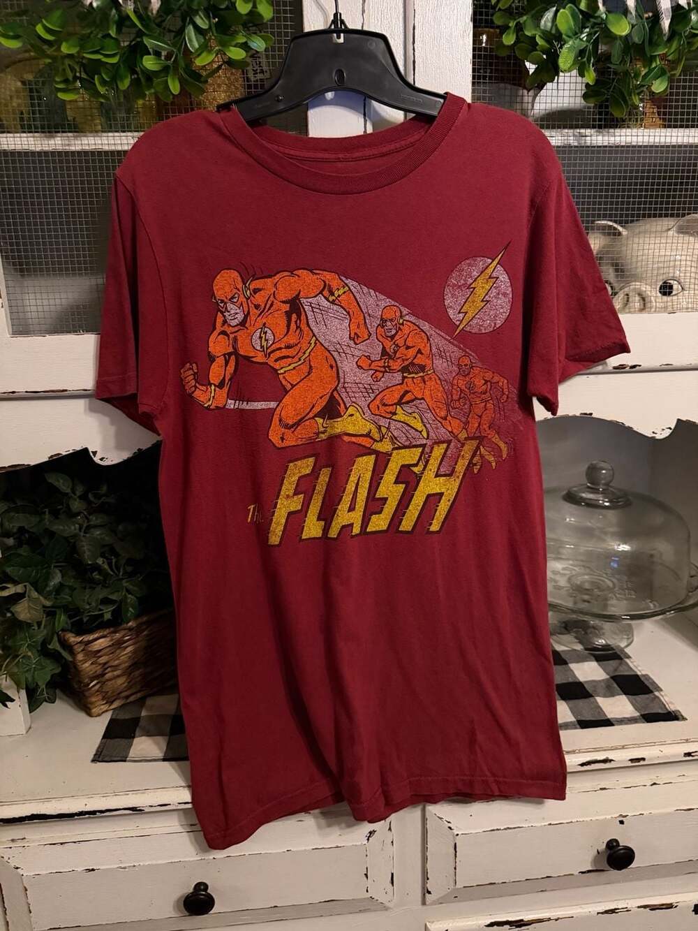 DC Comics The Flash T-Shirt Size M Red Graphic Tee